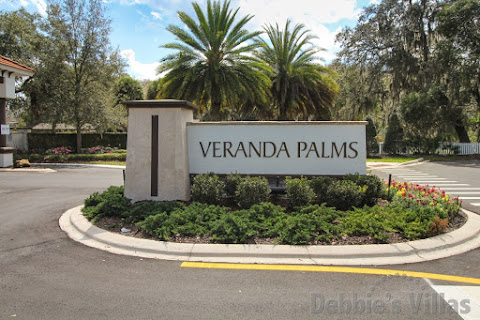 Veranda Palms, a Kissimmee community close to Disney with a range of  private villas to rent