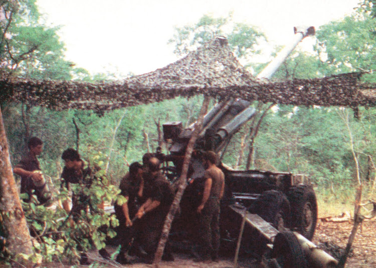 South African 155-mm G-5 artillery on the outskirts of Cuito Cuanavale pounding Cuban and Angolan positions. The guns were carefully camouflaged against enemy air attacks.