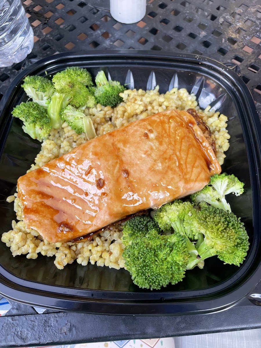 Gf maple soy glazed salmon