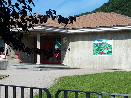 Roccaforte Mvi - Murale Scuola Primaria