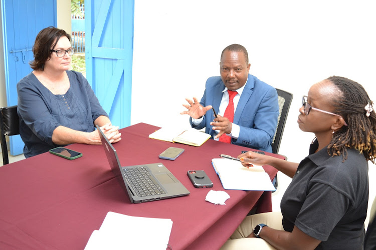 Chantal Richey, a senior water supply and sanitation specialists, World Bank (Somalia), the Kitui CEC for Water and Irrigation, Peter Nkunda and the World Bank’s task team leader, K-Wash Programme,Pascaline Wanjiku during the Tuesday courtesy call.