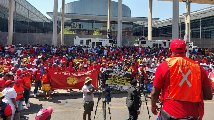 Tshwane dismissed 123 staff permanently for taking part in an ongoing unprotected wage strike, despite the municipality receiving a court order to stop the protests. File photo.