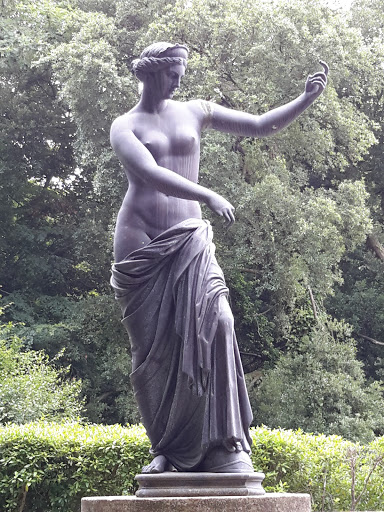 Kilruddery Gardens statue (Athena?)