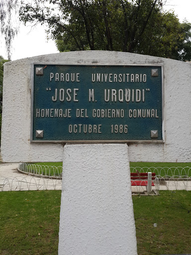 Plaqueta Parque Universitario Jose M. Urquidi