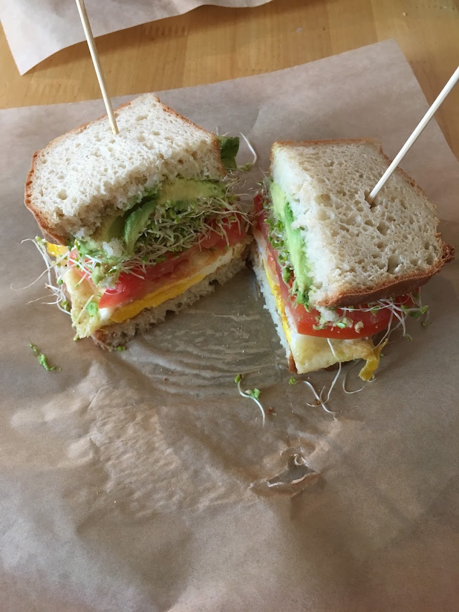 veggie breakfast sandwich- surpringly tasty