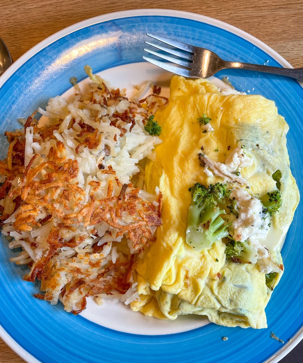 Broccoli & feta omelette with hashbrowns.