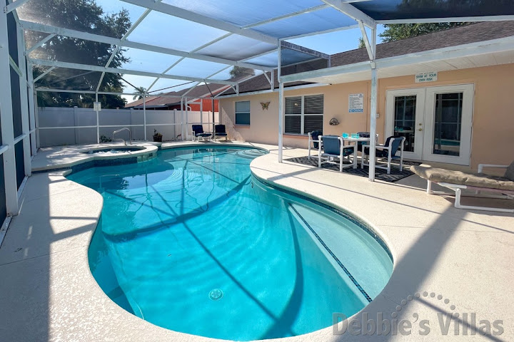 Large secluded private pool and spa at this Kissimmee vacation villa