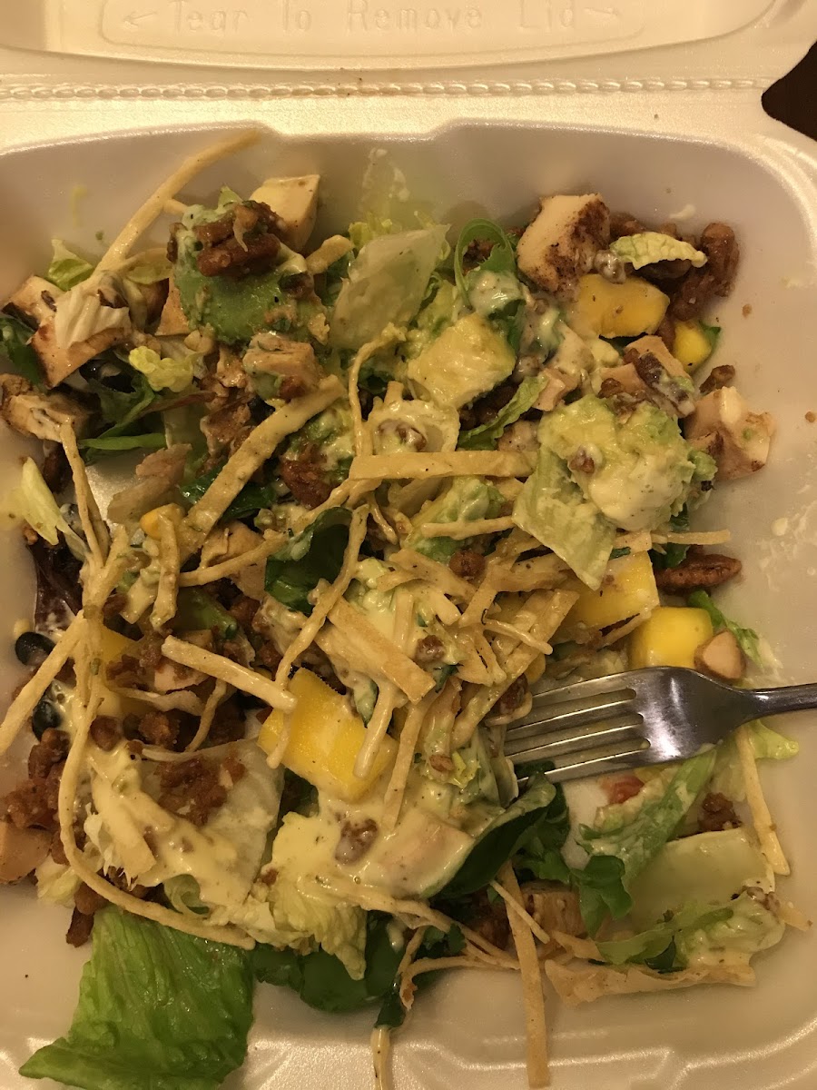 Mango and avocado salad with fajita chicken.