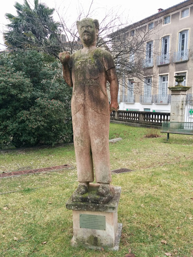 Statue de Coluche