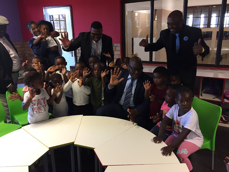 Gauteng premier David Makhura and education MEC Panyaza Lesufi visited Tsakane in Ekurhuleni to unveil 33 'smart' classrooms. Menzi Primary School's technology classroom is fitted with a big touch-screen TV, pupils will use tablets and there is a soccer field and a tennis court.