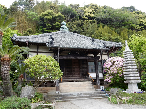 長楽寺 本殿 (下田市三丁目)