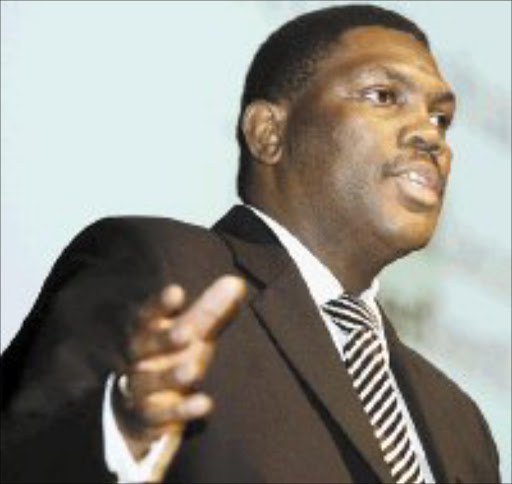 Lazarus Zim, the leader of the consortuim which bought into Mvelaphanda Resources. Pic. Trevor Samon. 07/12/2006. Unknown.