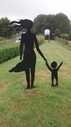 Mother And Child Sculpture