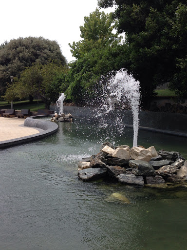 Twins Fountain