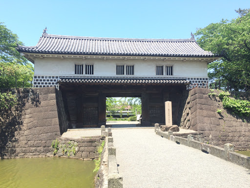 新発田城 大手門