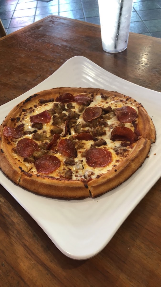 Gluten-Free Pizza at Ultimate California Pizza