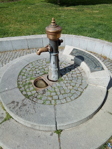 Hydrant Schwarzenbergplatz