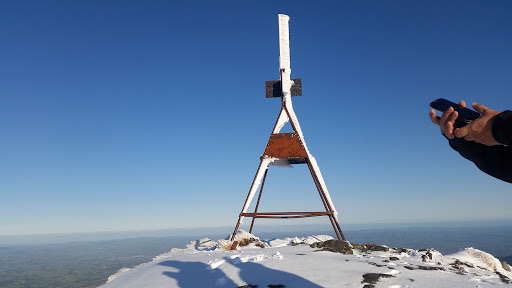 Mt Holdsworth Summit Beacon