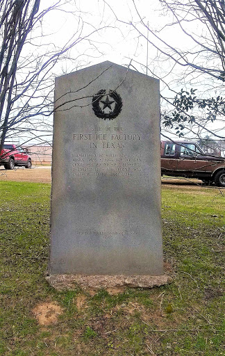 Site of the First Ice Factory In Texas Established by Boyle and Scott about 1875. Sold ice at ten cents per pound, B.J. Benefield delivered it. The plant was later moved to Harrisburg.