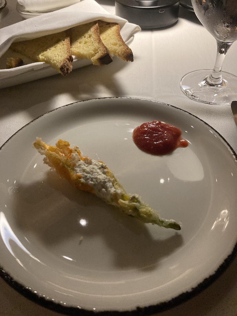 Zucchini blossoms - perhaps the only worthwhile thing on the menu. Very tasty.