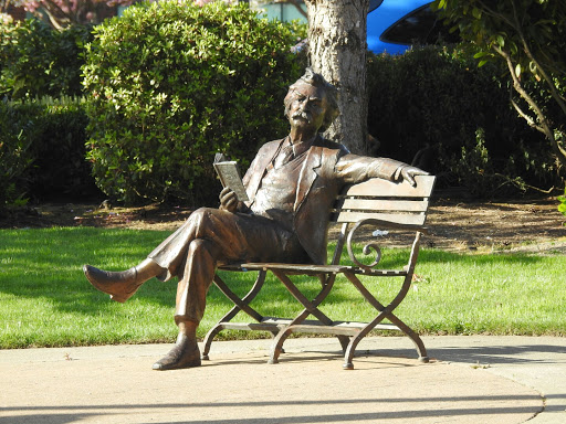 Have a sit with Mark Twain