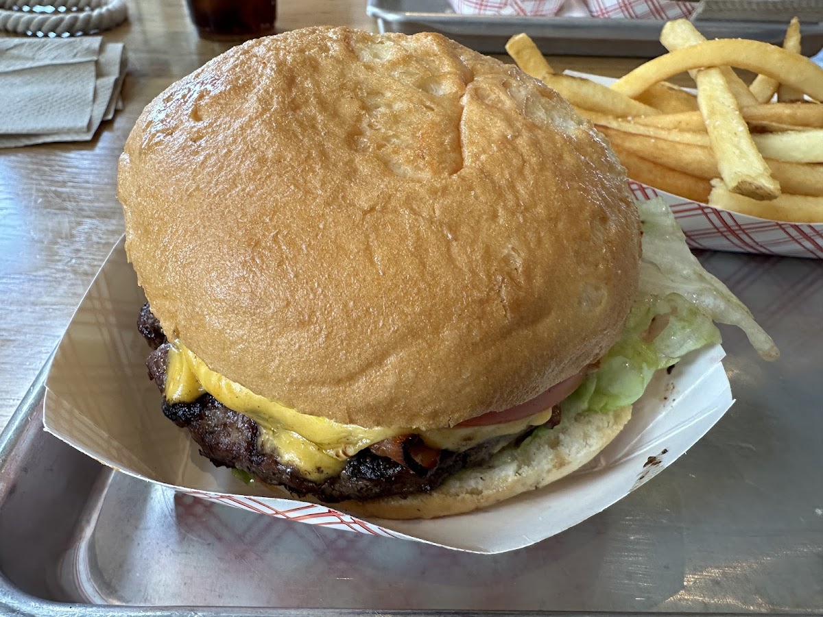 Bacon Cheeseburger