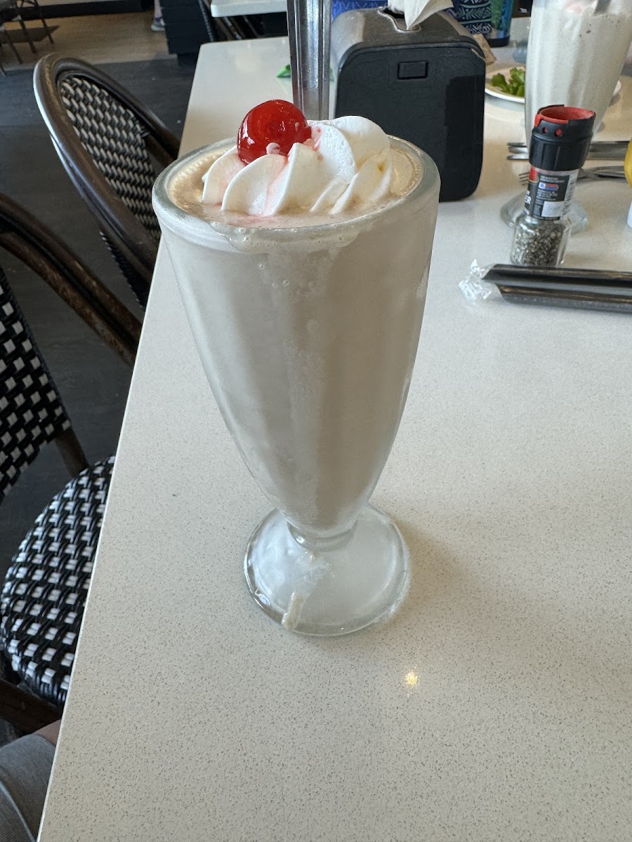 GF milkshake (Hersheys, no malt)