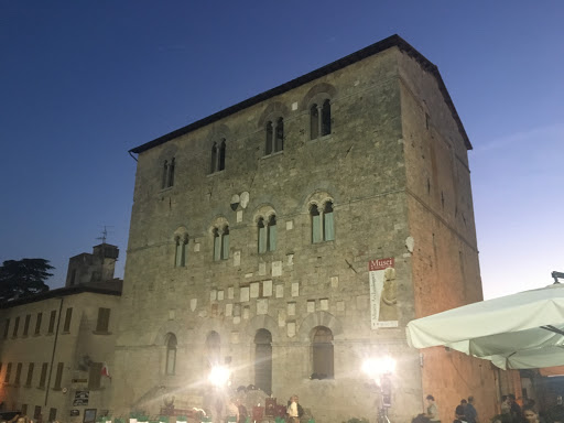 Palazzo Del Podestà