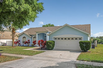 Orlando villa, quiet Orange Tree community, close to Disney, private pool and spa, scenic view