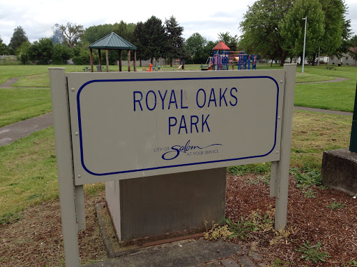 Royal Oaks Park
