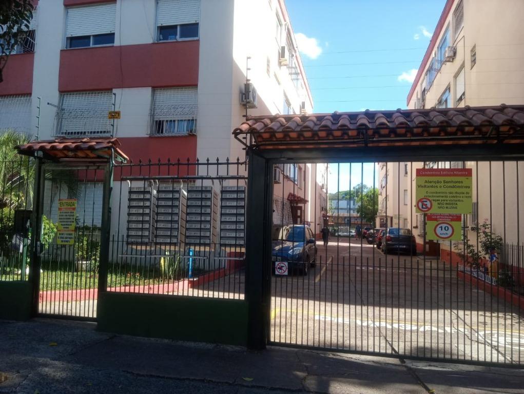 Apartamentos à venda Petrópolis