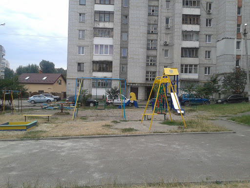 Дитячий Майданчик, Замарстинівська, 150