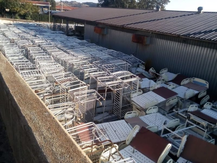 Seemingly brand new hospital beds outside the Chris Hani Baragwanath Hospital in Johannesburg.