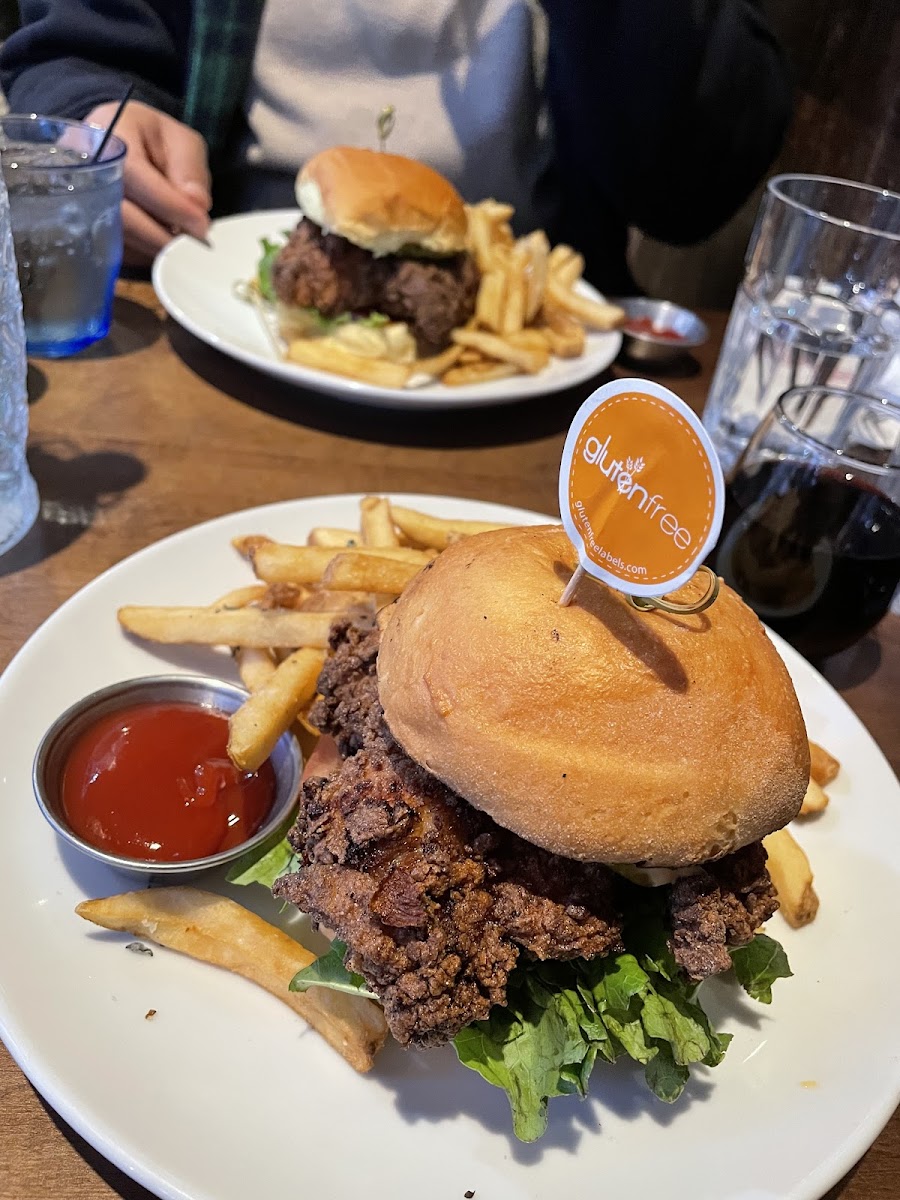 Fried chicken sandwich