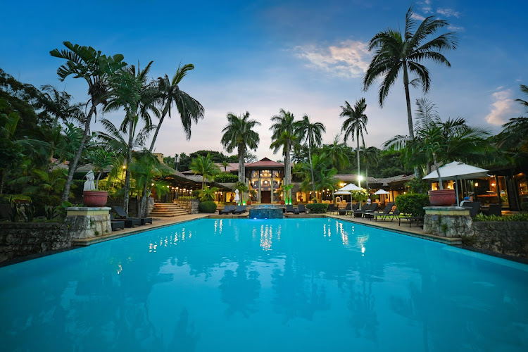 Enjoy Zimbali Lodge's sparkling pool during your stay.