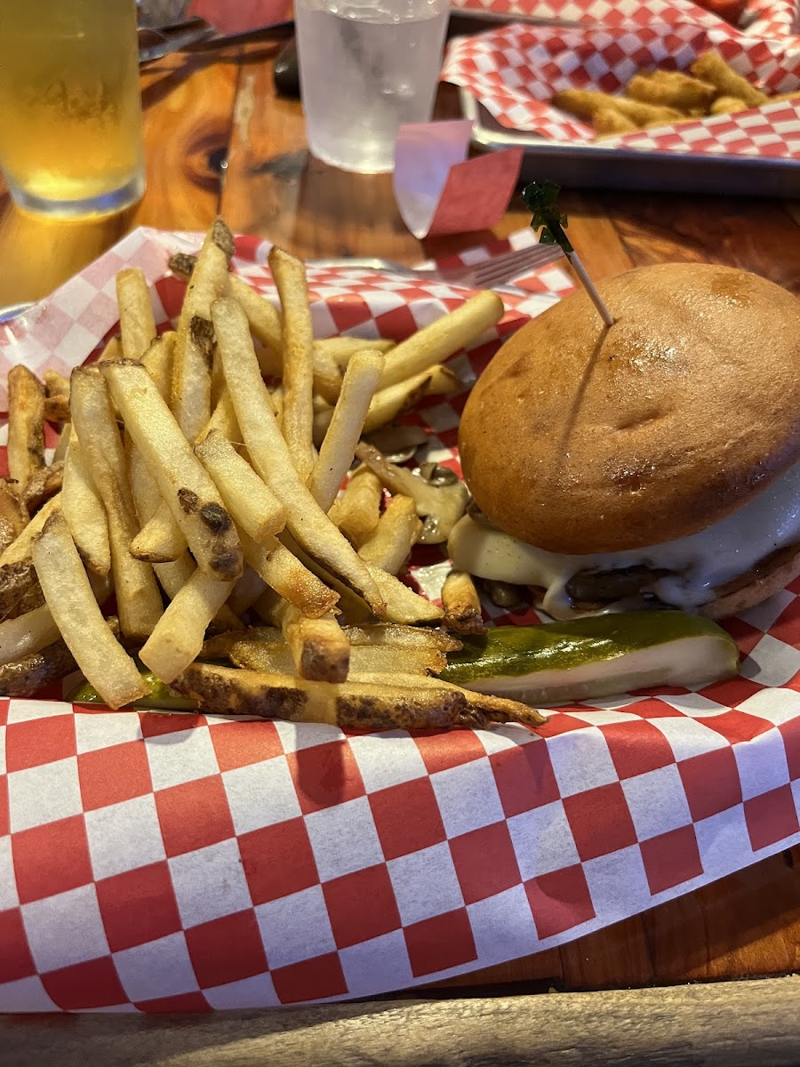 Mushroom Swiss Burger w GF bun! Fries are a go! One of the bartenders is celiac and she approved them!