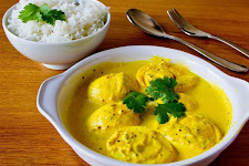 Creamy Egg Curry with Yogurt