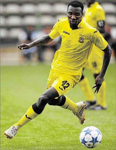 UP TO TASK: Mthatha Bucks defender Mashale Rantabane, seen here in action against Cape Town All Stars, will temporarily lead Amathol’amanyama when they take on Santos at the Mthatha Stadium tomorrow as regular skipper Thabiso Mokoena will miss the clash due to suspension Picture: GALLO IMAGES