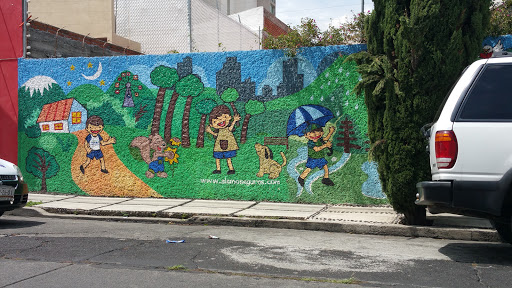 Mural Niños Felices