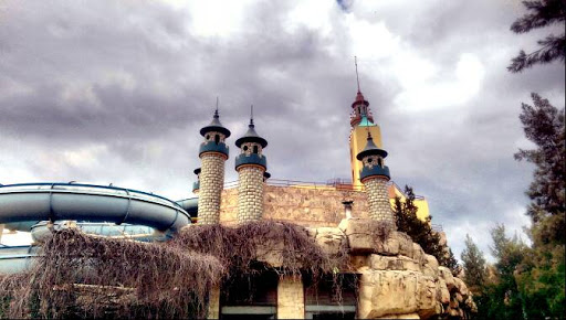 Aqua Fantasy Castle