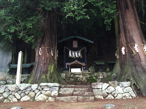 鎮神社