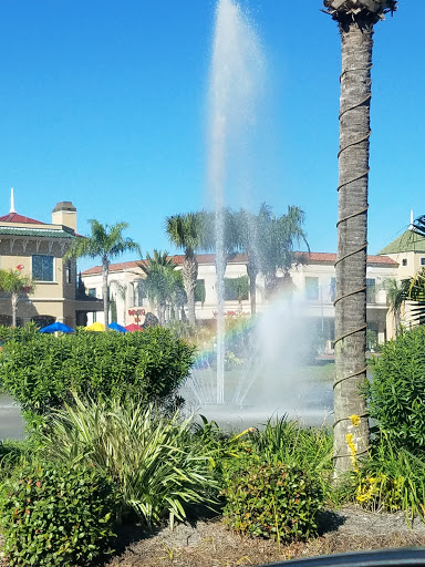 Fountain Park Lagoon