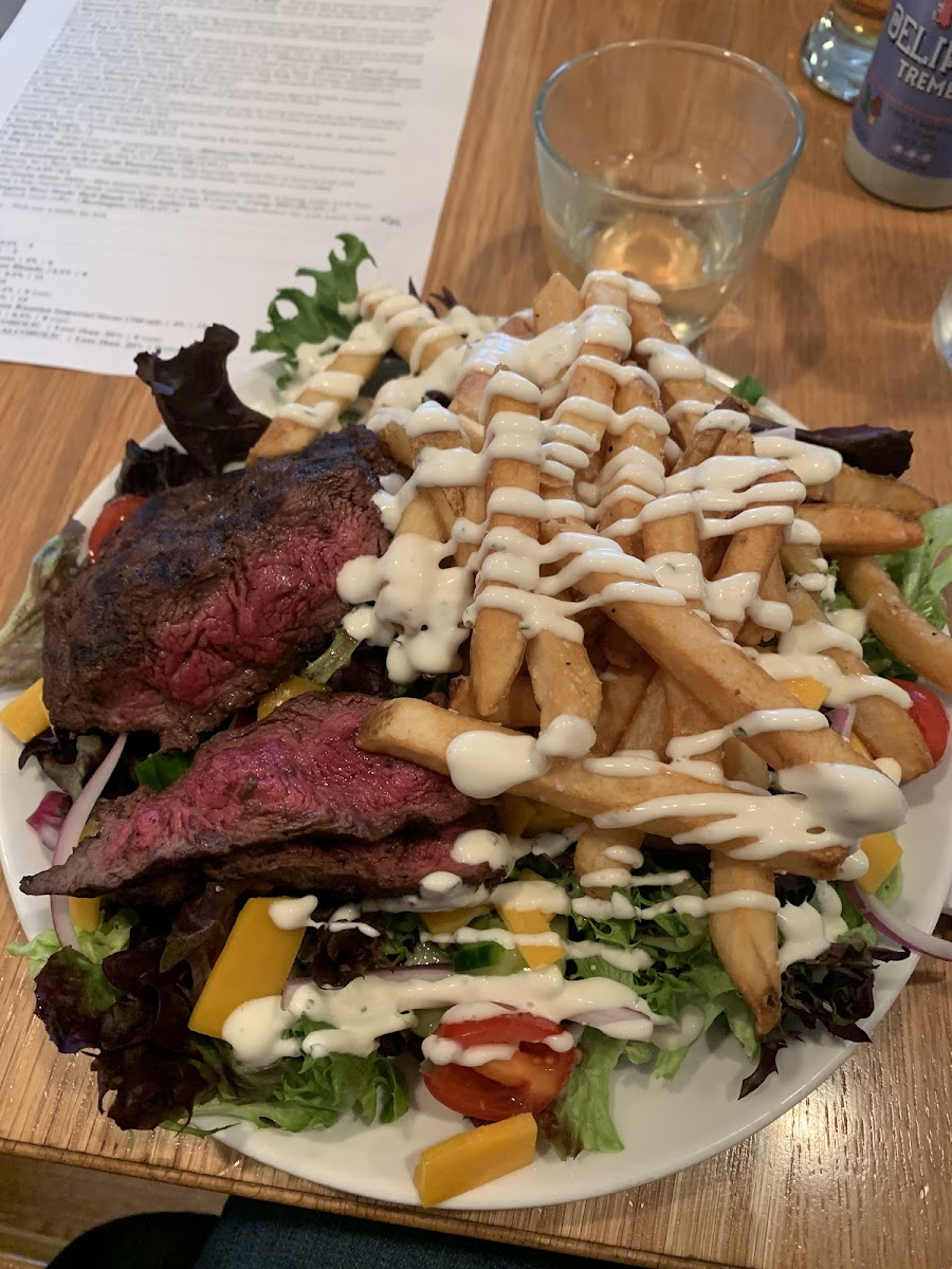 pittsburgh steak salad