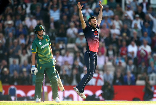 SOUTHAMPTON, ENGLAND - MAY 27: England's Mark Wood appeals during the Royal London ODI match between England and South Africa at The Ageas Bowl on May 27, 2017 in Southampton, England. (Photo by Charlie Crowhurst/Getty Images)