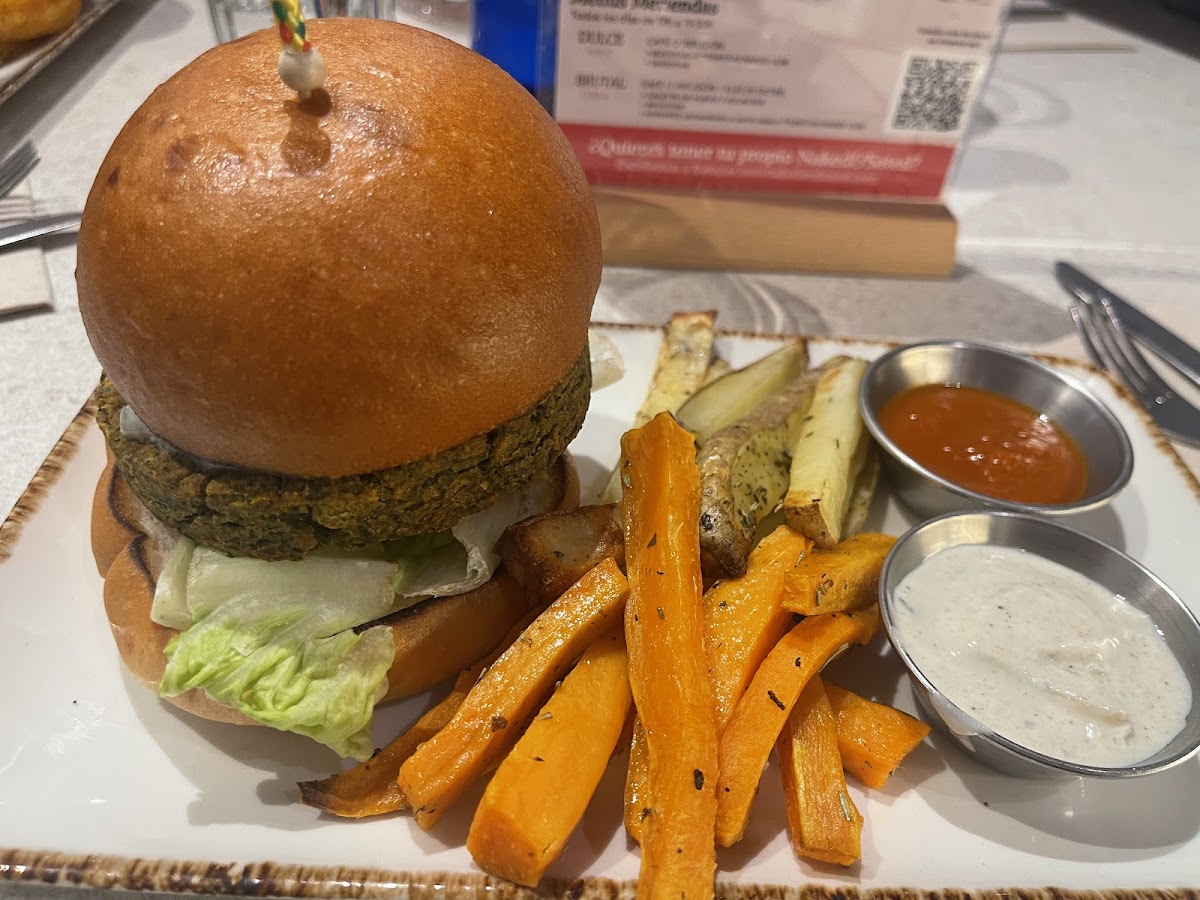 Falafel burger