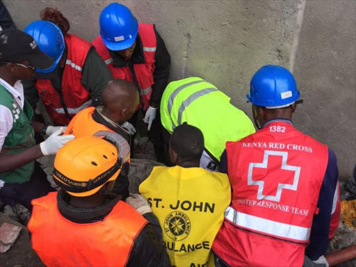 Emergency rescue team evacuate people who were trapped in the collapsed Huruma building on April 30, 2016. Photo/ Courtesy