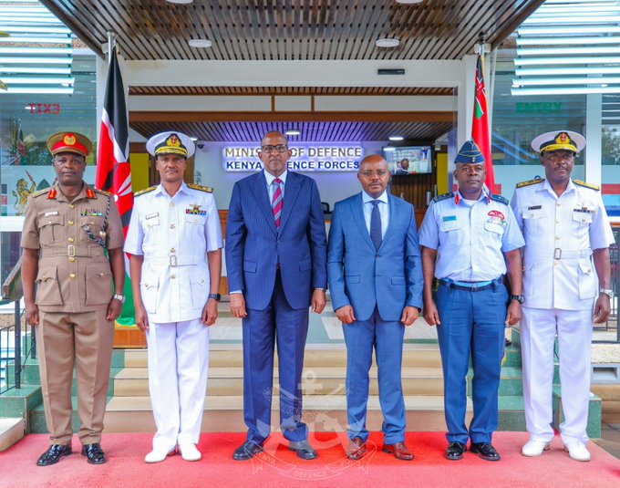 Defence CS Aden Duale with senior millitary officers at the Ministry of Defence.