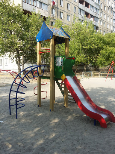 Playground 18
