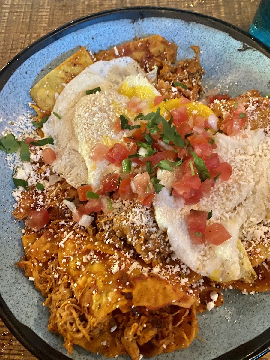 Chilaquiles with chicken