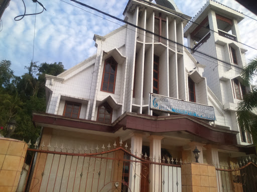 Gereja Adelfon